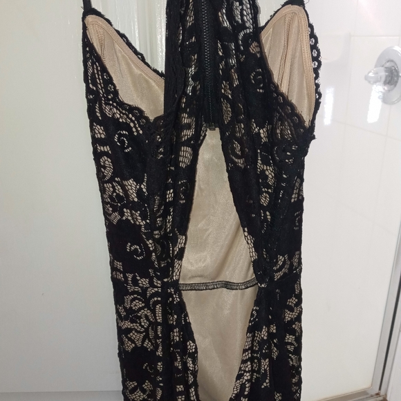 Bebe dress - Picture 8 of 9